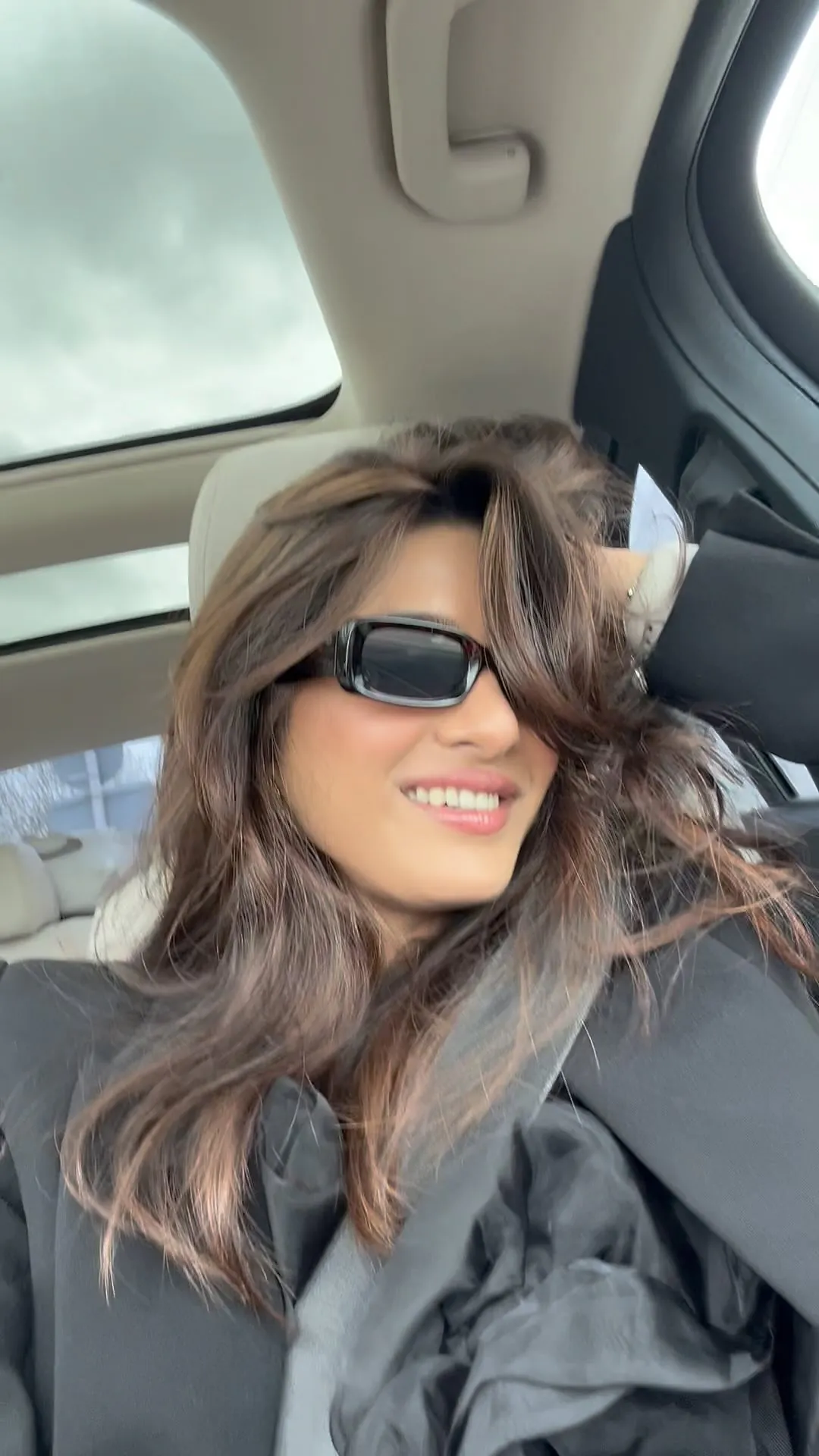 Neha Khan - neha-khan-hot-5.webp